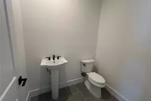 18460 Midsummer Pl, Venice, FL 34293 - Photo 33