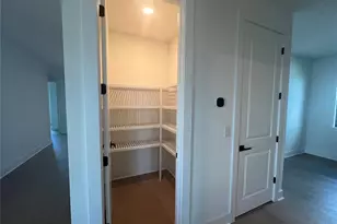 18460 Midsummer Pl, Venice, FL 34293 - Photo 31