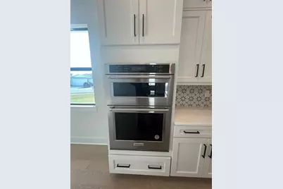 18460 Midsummer Place, Venice, FL 34293 - Photo 17