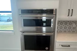 18460 Midsummer Pl, Venice, FL 34293 - Photo 17