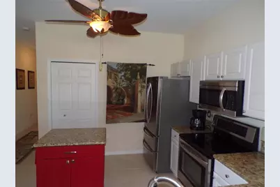 1431 Aqui Esta Drive #322, Punta Gorda, FL 33950 - Photo 5