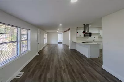 599 Carolina Avenue, Fort Myers, FL 33905 - Photo 3