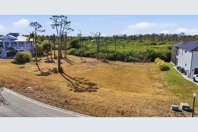 8041 Weyers Court, Englewood, FL 34224 - Photo 5