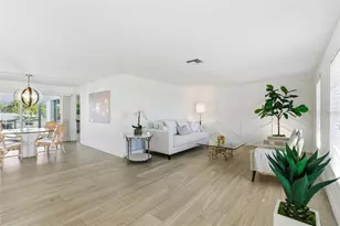 390 Capri Isles Ct, Punta Gorda, FL 33950 - Photo 3