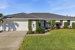 390 Capri Isles Ct, Punta Gorda, FL 33950 - Photo 1
