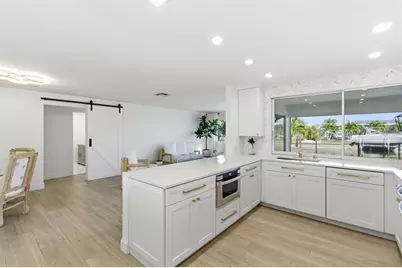 390 Capri Isles Court, Punta Gorda, FL 33950 - Photo 11