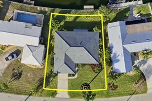 390 Capri Isles Ct, Punta Gorda, FL 33950 - Photo 43