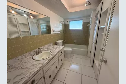 121 Carlisle Avenue NW, Port Charlotte, FL 33952 - Photo 19