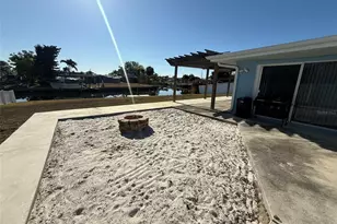 121 Carlisle Ave NW, Port Charlotte, FL 33952 - Photo 23