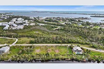 10180 Creekside Drive, Placida, FL 33946 - Photo 15