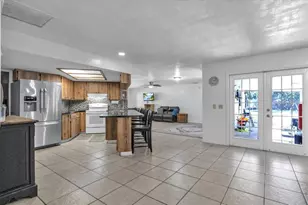 3576 SE Montgomery Cir, Arcadia, FL 34266 - Photo 11