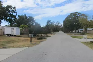 3024 Williamsburg St, Sarasota, FL 34231 - Photo 15