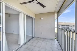 11644 SW Egret Cir, Lake Suzy, FL 34269 - Photo 9