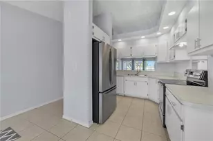 11644 SW Egret Cir, Lake Suzy, FL 34269 - Photo 15