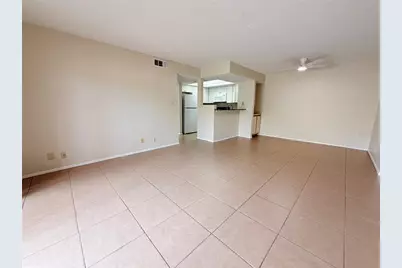 19505 Quesada Avenue #M107, Port Charlotte, FL 33948 - Photo 7