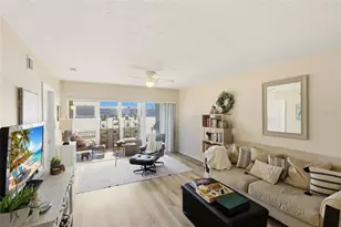 11644 SW Egret Cir, Lake Suzy, FL 34269 - Photo 9