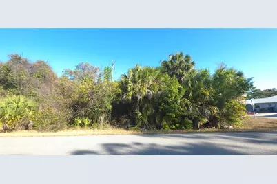 17312 Young Avenue, Port Charlotte, FL 33948 - Photo 5