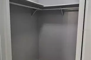 606 SE 13th Ct, Cape Coral, FL 33990 - Photo 5