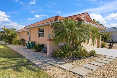 8242 Arlewood Circle, Port Charlotte, FL 33981 - Photo 51