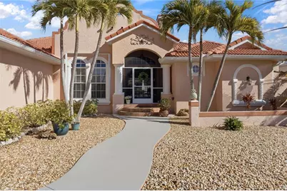 8242 Arlewood Circle, Port Charlotte, FL 33981 - Photo 11