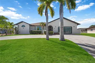 105 Sinclair St SE, Port Charlotte, FL 33952 - Photo 5