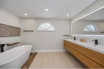 105 Sinclair Street SE, Port Charlotte, FL 33952 - Photo 25