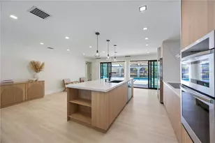 105 Sinclair St SE, Port Charlotte, FL 33952 - Photo 15