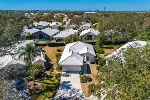 1029 Harbor Town Dr, Venice, FL 34292 - Photo 1