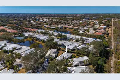 1029 Harbor Town Drive, Venice, FL 34292 - Photo 37