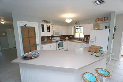 621 Sturgeon Place, Punta Gorda, FL 33950 - Photo 17