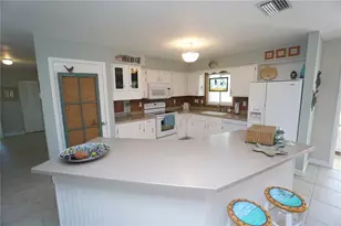 621 Sturgeon Pl, Punta Gorda, FL 33950 - Photo 17