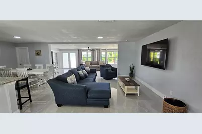 251 SE 46th Street, Cape Coral, FL 33904 - Photo 17