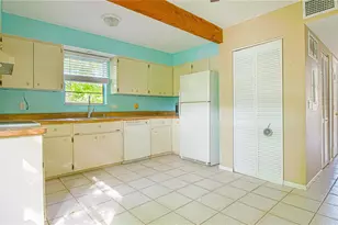 60 Beachcomber Ln, Englewood, FL 34223 - Photo 13