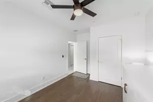 2187 Main St, Sarasota, FL 34237 - Photo 9