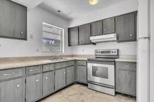 22265 Niagara Ave, Port Charlotte, FL 33952 - Photo 11