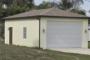 20206 Astoria Ave, Port Charlotte, FL 33952 - Photo 71