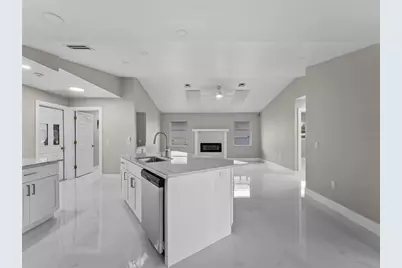 18662 Arapahoe Circle, Port Charlotte, FL 33948 - Photo 35