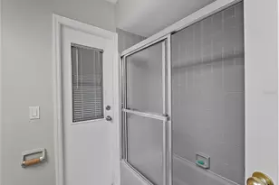 18662 Arapahoe Cir, Port Charlotte, FL 33948 - Photo 17