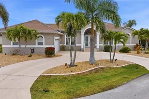 318 Santander Ct, Punta Gorda, FL 33950 - Photo 5