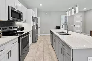 4667 Brasher Ave, North Port, FL 34287 - Photo 3