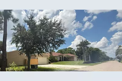 23332 Airway Avenue, Port Charlotte, FL 33980 - Photo 5