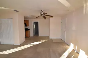 220 Pompano Dr SE, Saint Petersburg, FL 33705 - Photo 13