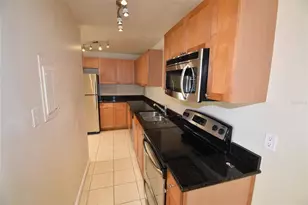 220 Pompano Dr SE, Saint Petersburg, FL 33705 - Photo 5