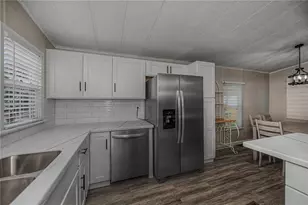 720 Butterfield Cir, Englewood, FL 34223 - Photo 11