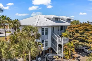 7454 Palm Island Dr, Placida, FL 33946 - Photo 45