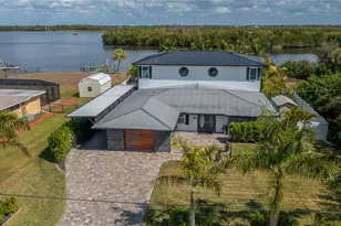 2424 Harbour Dr, Punta Gorda, FL 33983 - Photo 5