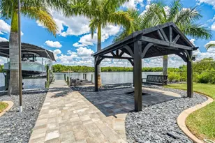 2424 Harbour Dr, Punta Gorda, FL 33983 - Photo 93