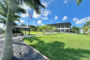 2424 Harbour Dr, Punta Gorda, FL 33983 - Photo 5