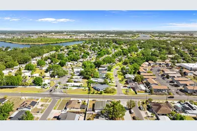 815 Papaya Drive, Tampa, FL 33619 - Photo 43