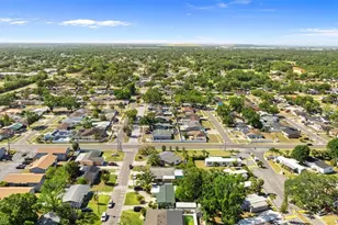 815 Papaya Dr, Tampa, FL 33619 - Photo 39